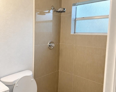 1711 Nw 7th Street - Photo Thumbnail 11