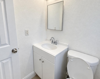 1711 Nw 7th Street - Photo Thumbnail 12