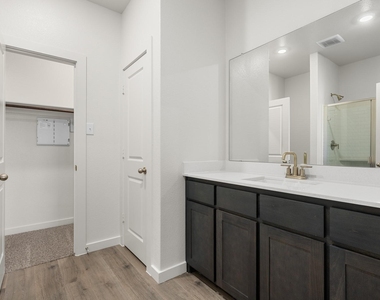 11136 Santana Drive - Photo Thumbnail 4