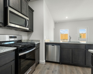 11136 Santana Drive - Photo Thumbnail 8