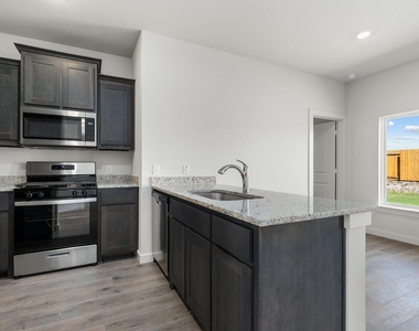 11136 Santana Drive - Photo Thumbnail 7