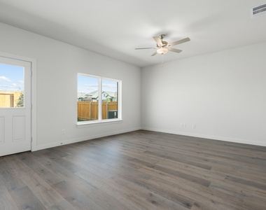 11136 Santana Drive - Photo Thumbnail 2