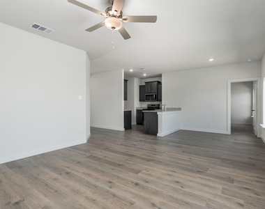 11136 Santana Drive - Photo Thumbnail 1