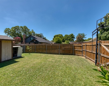 416 Lincoln Drive - Photo Thumbnail 26