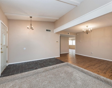 416 Lincoln Drive - Photo Thumbnail 4