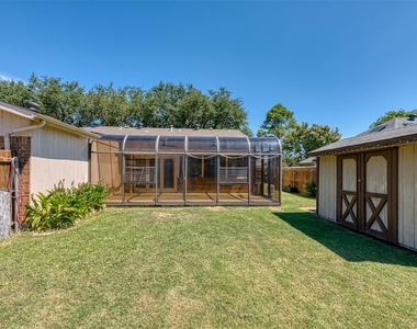 416 Lincoln Drive - Photo Thumbnail 25