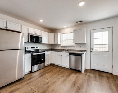 108 James Court - Photo Thumbnail 9