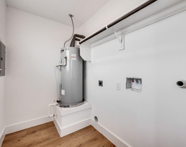108 James Court - Photo Thumbnail 10