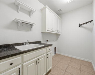 201 Chatfield Drive - Photo Thumbnail 20