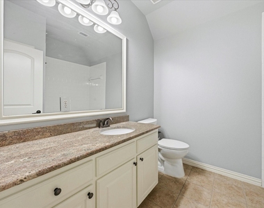 201 Chatfield Drive - Photo Thumbnail 21