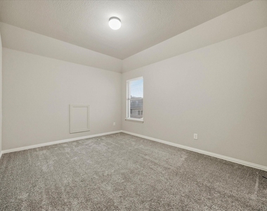201 Chatfield Drive - Photo Thumbnail 22