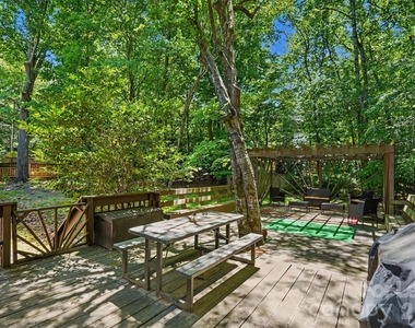 5812 Camelot Road - Photo Thumbnail 31