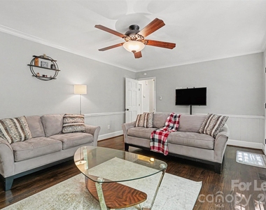5812 Camelot Road - Photo Thumbnail 19