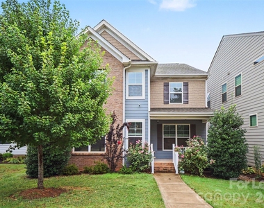 113 Stowe Road - Photo Thumbnail 3