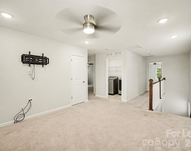 113 Stowe Road - Photo Thumbnail 24