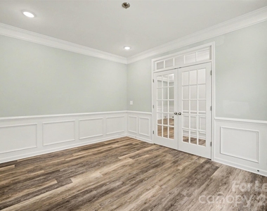 113 Stowe Road - Photo Thumbnail 17