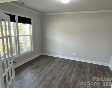 1136 Ashe Meadow Drive - Photo Thumbnail 4