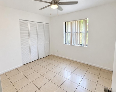 3768 Mil Lake Court - Photo Thumbnail 11