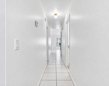 3768 Mil Lake Court - Photo Thumbnail 8
