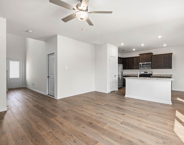 8433 Fort Benton Drive - Photo Thumbnail 4