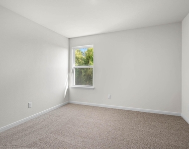 8433 Fort Benton Drive - Photo Thumbnail 6