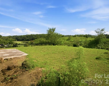 219 Canada Drive - Photo Thumbnail 29