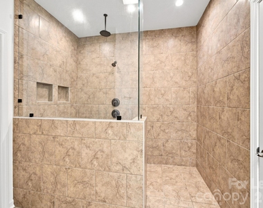 219 Canada Drive - Photo Thumbnail 13