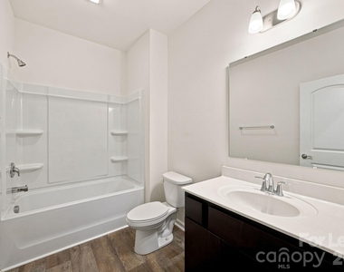 219 Canada Drive - Photo Thumbnail 20