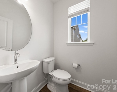 2950 Clyde Drive - Photo Thumbnail 16