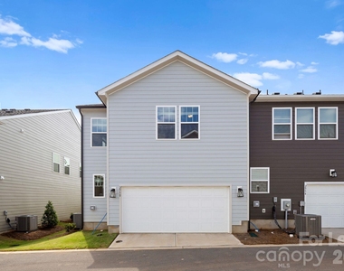 2950 Clyde Drive - Photo Thumbnail 32