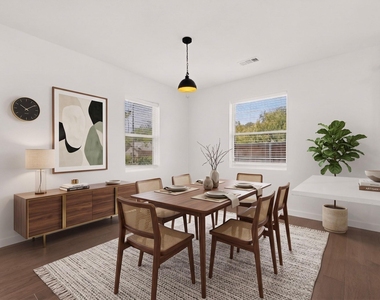 1100 S Brighton Avenue - Photo Thumbnail 5