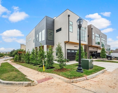 111 Beldonia Court - Photo Thumbnail 20