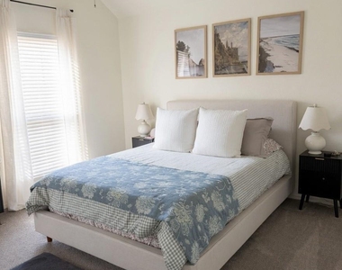 15712 Ringdove Court - Photo Thumbnail 7