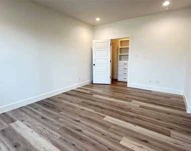 3908 Rochelle Drive - Photo Thumbnail 27