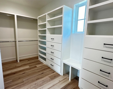 3908 Rochelle Drive - Photo Thumbnail 25