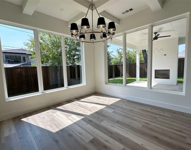 3908 Rochelle Drive - Photo Thumbnail 11