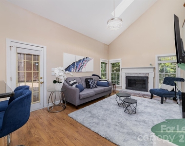6401 Morningsong Lane - Photo Thumbnail 6