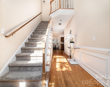 6401 Morningsong Lane - Photo Thumbnail 4