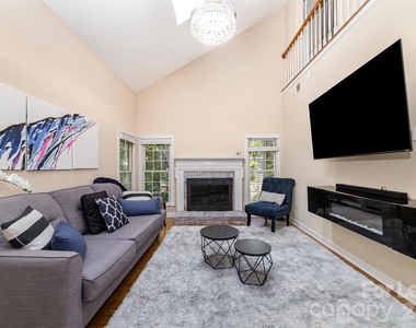 6401 Morningsong Lane - Photo Thumbnail 8