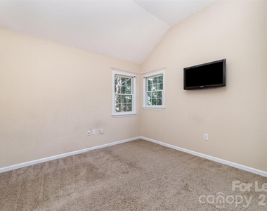 6401 Morningsong Lane - Photo Thumbnail 32