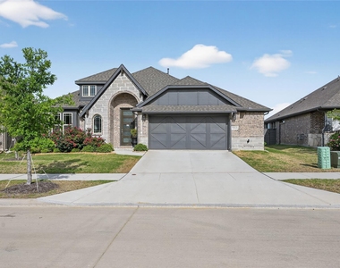 7213 Cherry Blossom Lane - Photo Thumbnail 3