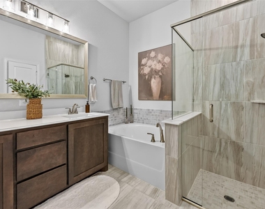 7213 Cherry Blossom Lane - Photo Thumbnail 17