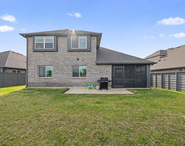 7213 Cherry Blossom Lane - Photo Thumbnail 23