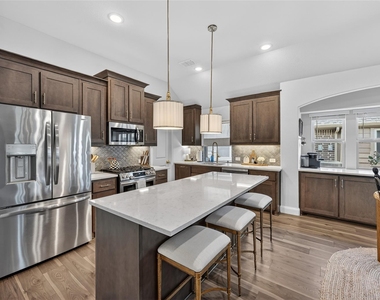 7213 Cherry Blossom Lane - Photo Thumbnail 7