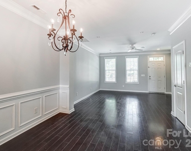 9519 Longstone Lane - Photo Thumbnail 15