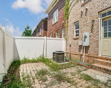 9519 Longstone Lane - Photo Thumbnail 34