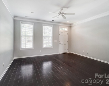 9519 Longstone Lane - Photo Thumbnail 16
