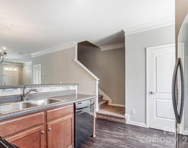 9519 Longstone Lane - Photo Thumbnail 11