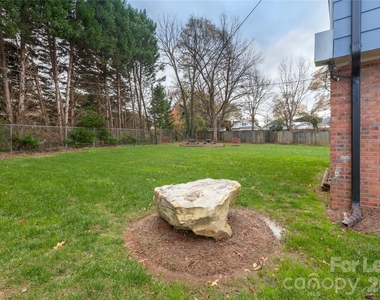 206 E Glendale Avenue - Photo Thumbnail 24