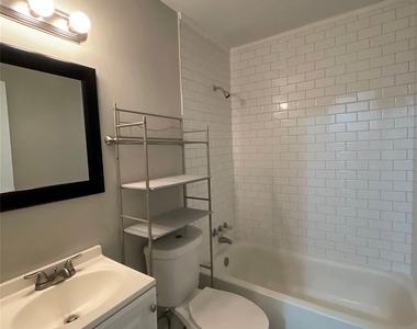 206 E Glendale Avenue - Photo Thumbnail 22
